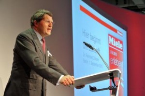 Miele-Geschäftsführer Dr. Reinhard Zinkann auf der IFA 2010
