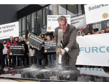 Protest Solar News 3