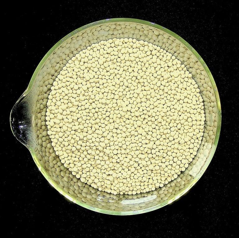 Cleantech-Startup Krajete nutzt Aluminiumsilikat als Stickoxid-Filtermaterial