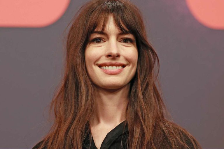 Anne Hathaway