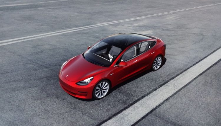 Tesla Model 3 Standard 35000 Dollar Musk Elektroauto