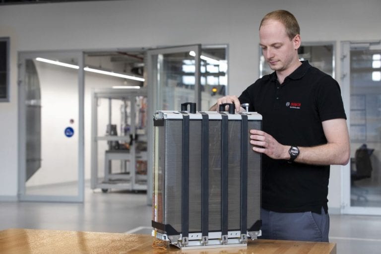 Bosch Powercell Stack Brennstoffzelle Produktion Nikola Wasserstoff Truck