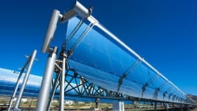 Leoni ergänzt sein Leistungsspektrum um Produktreihe und Services für Solarthermie-Anlagen und stellt das Angebot erstmals auf der Hannover Messe 2012. (Quelle: DLR, CC-BY 3.0)
