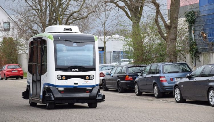 EasyMile Technologie Autonomes Fahren Bus Elektrobus