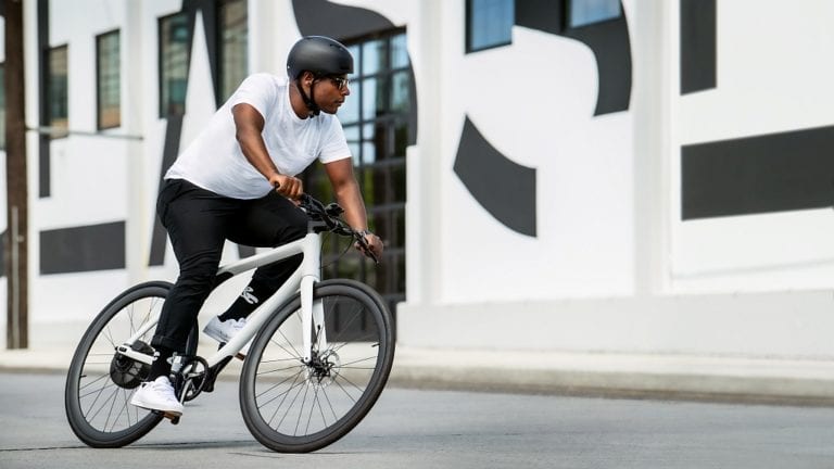Eeyo 1 Ultraleichtes E-Bike mit Smartwheel von Gogoro