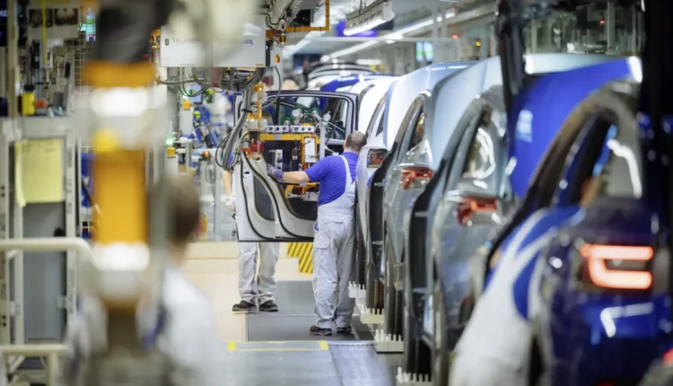 Elektroauto Produktion im Werk Zwickau Mosel Volkswagen verspricht Werk bleibt erhalten