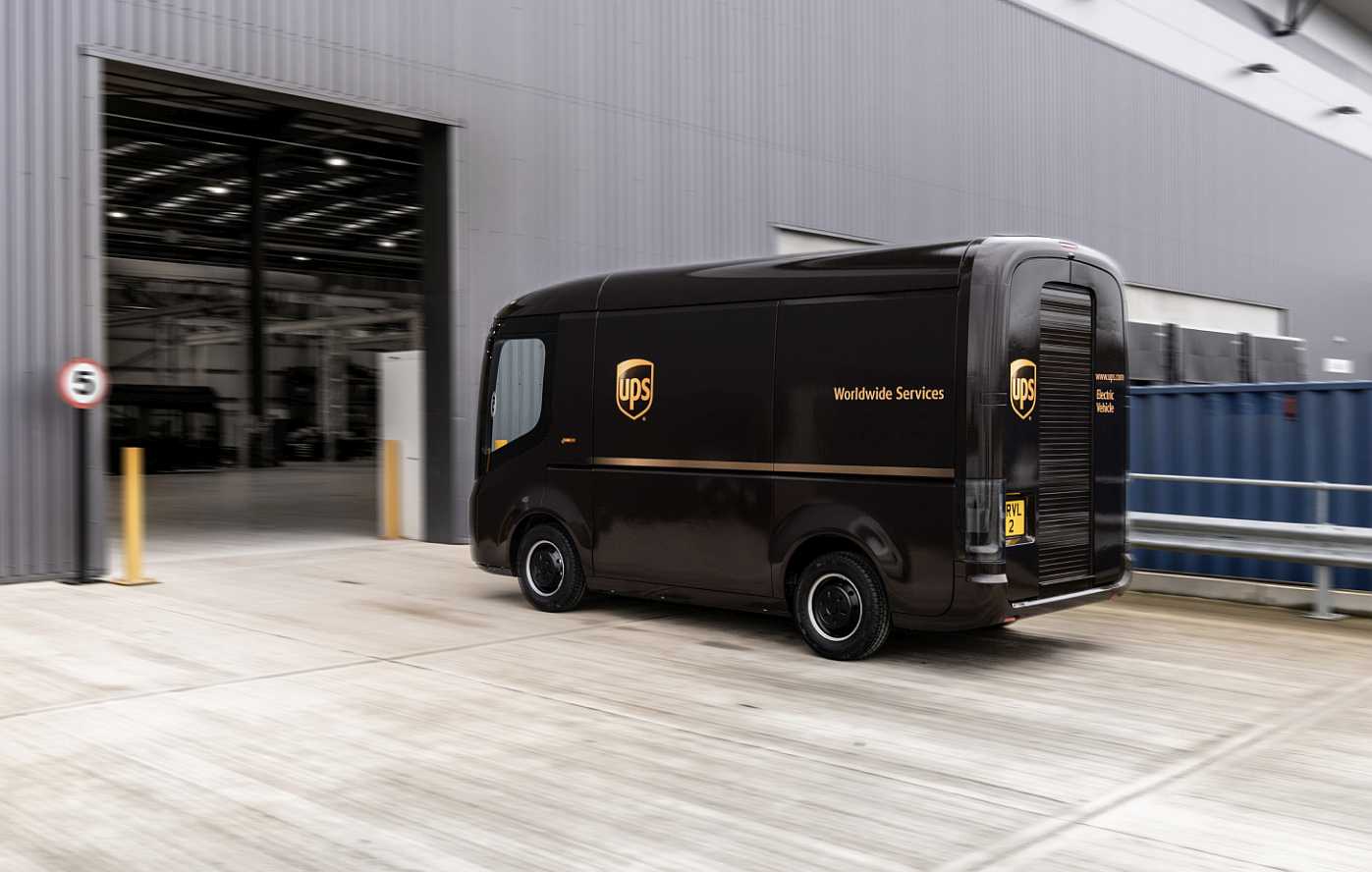 UPS-Truck von Arrival