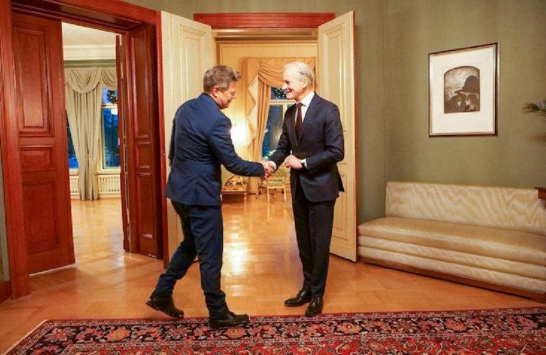 Habeck und Ministerpräsident Jonas Gare Støre besiegeln die Energiepartnerschaft