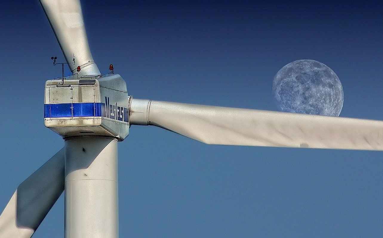Energiewende Energy Transitions Commission Klimaneutralität Net Zero Symbolfoto Windenergie
