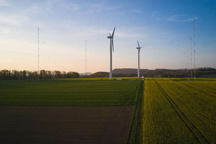 Erneuerbare Energien 2023 decken 52 Prozent des Bruttostromverbrauchs 4 Erneuerbare Energien 2023