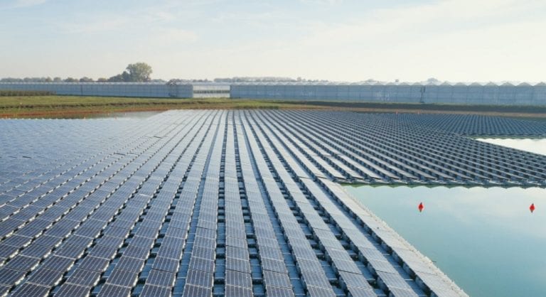 Floating photovoltaic Schwimmendes Solarkraftwerk