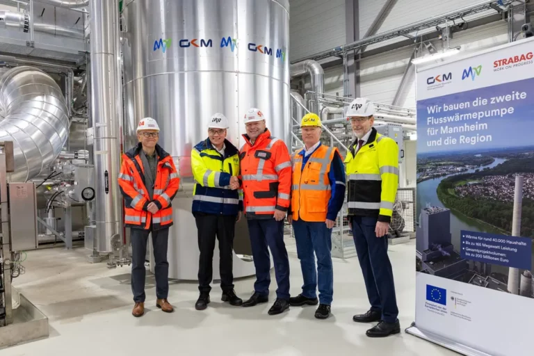Die größte Flusswärmepumpe der Welt entsteht in Mannheim