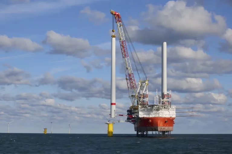 Deutschlands größter Windpark geht ans Netz, ganz ohne Subvention