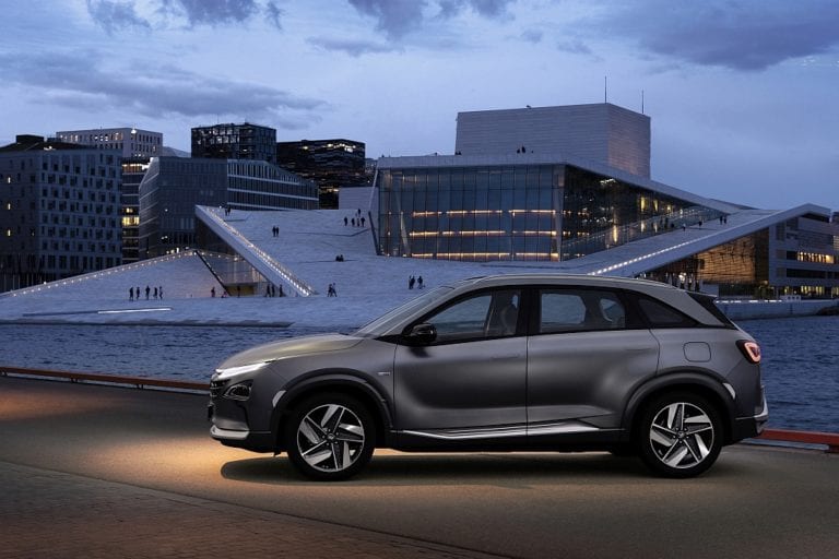 Hyundai Nexo Nacht Grau Brennstoffzellen-PKW