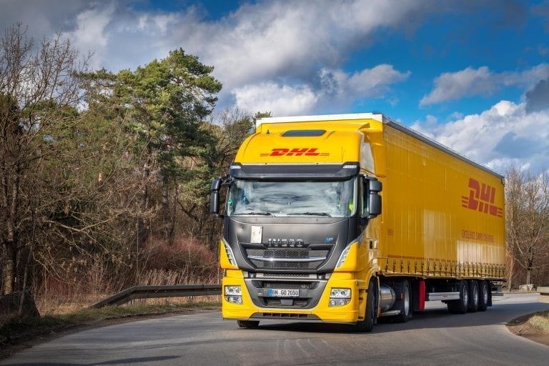 LNG: DHL Freight testet LNG-Megaliner Iveco Stralis 15 LNG DHL Freight Megatrailer