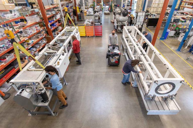 Mainspring Energy: Wie der effiziente Lineargenerator rund um die Uhr Strom liefert 6 Lineargenerator Mainspring Energy - Produktion