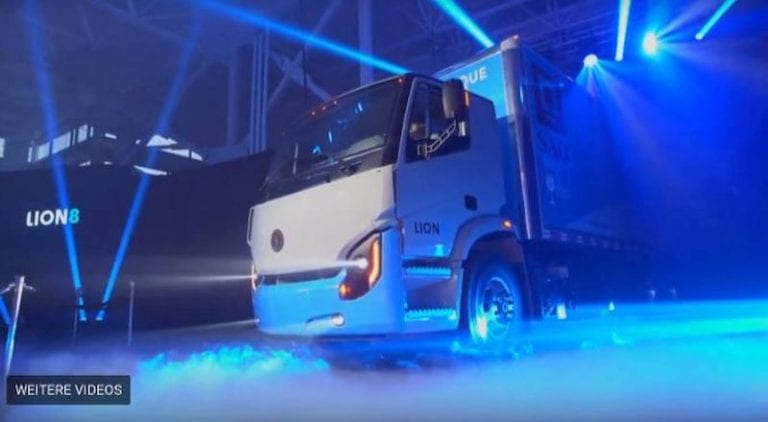 Lion Electric Truck Semi-Truck