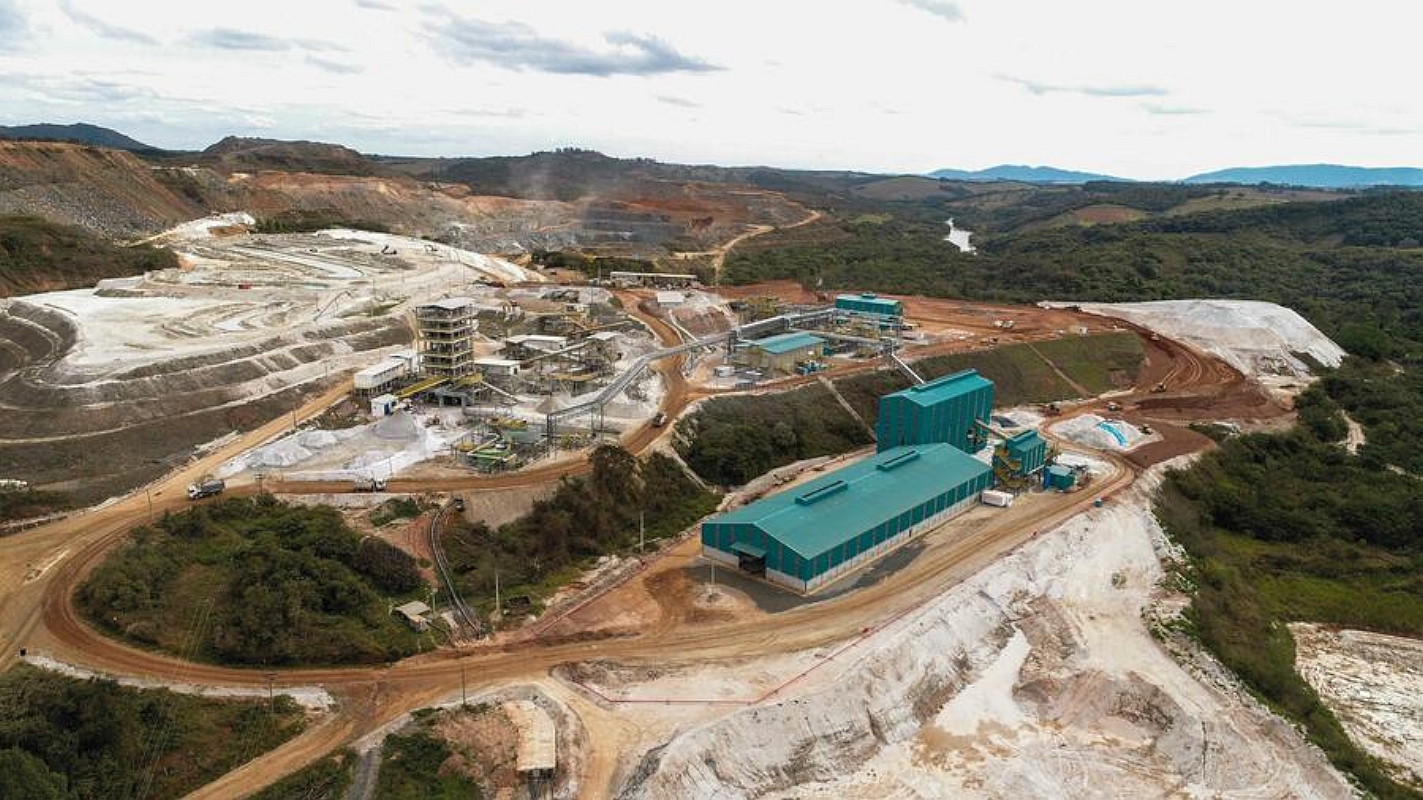 Aus dieser Mine in Brasilien stammt der Rohstoff für Lithiumhydroxid-Raffinerie von AMG in Deutschland