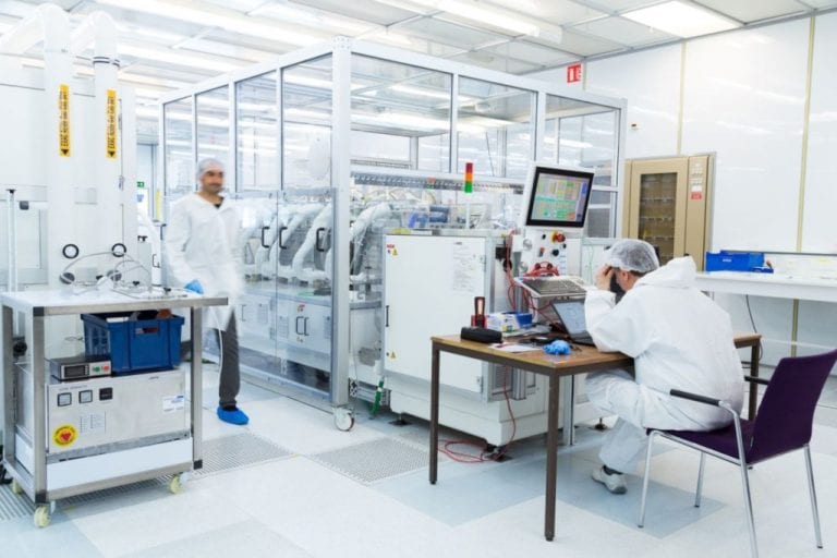 Ultra Fast Carbon Battery