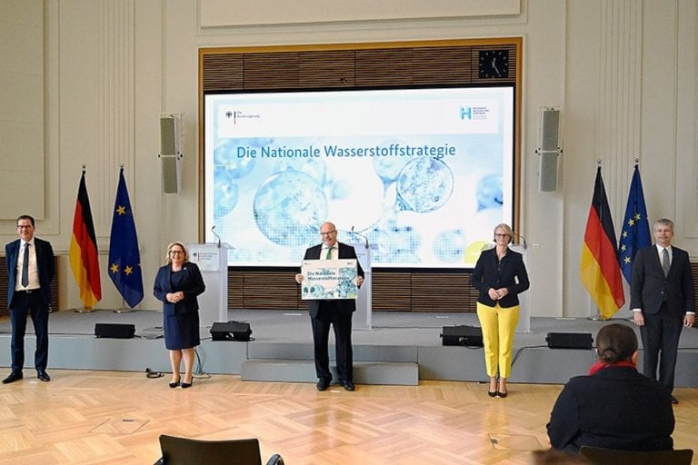 Wasserstoffstrategie, vorgestellt von den Ministern Altmaier, Schulze, Müller und Staatssekretär Birger