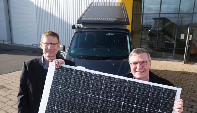 OPES Solar Mobility automobile Solartechnik Zwenkau bei Leipzig