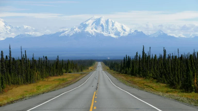 Trump erlaubt Öl-Bohrungen in Alaska ohne Umweltprüfung