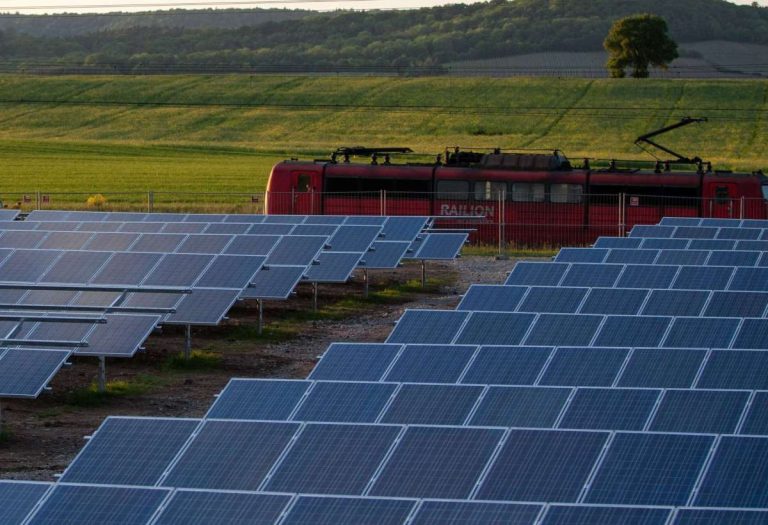 PV-Strategie von Robert Habeck: Schleunigst zu 215 Gigawatt Photovoltaik 10 PV-Strategie Habeck Photovoltaik Solarpark