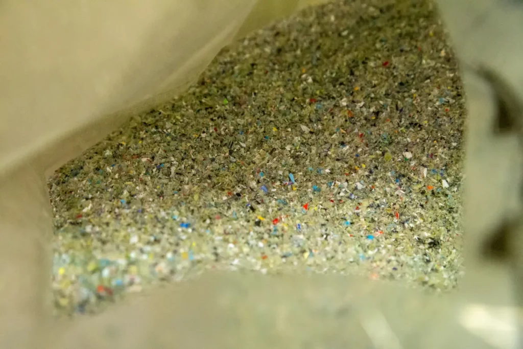 Gemischten Müll will das Münchener Cleantech-Startup Radical Dot gecyceln. Gemischten Müll will Radical Dot gecyceln.