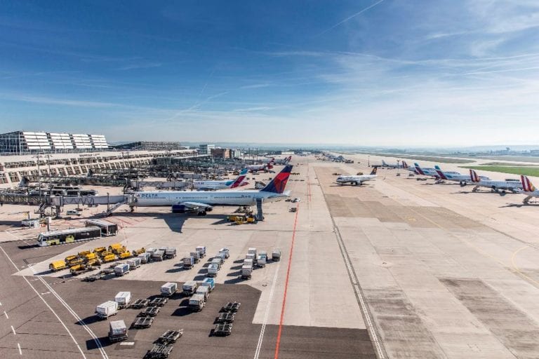 Refuels synthetische Kraftstoffe Flughafen Stuttgart Zement CO2 Ineratec