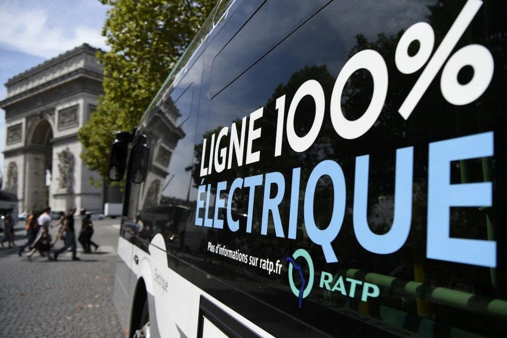 Smog-Bekämpfung Elektrobusse Paris Olympia 2024