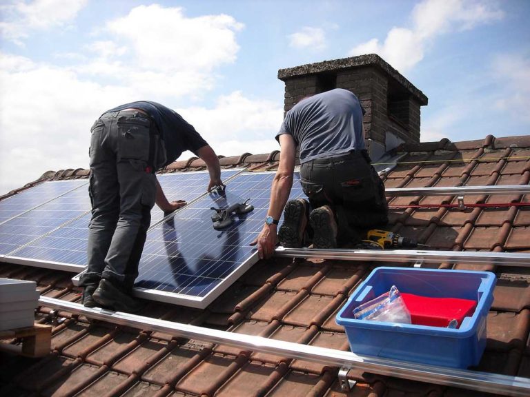 Ratgeber, Tipps & Tricks: Solaranlage auf dem Gartenhaus 14 Solaranlage auf Gartenhaus Ratgeber Pixabay