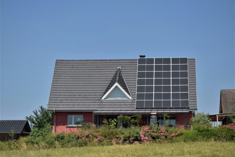 Solarbonus: Wenn die Sonne scheint, wird Strom für alle billiger 2 Solarbonus Günster Strom für alle Haushalte