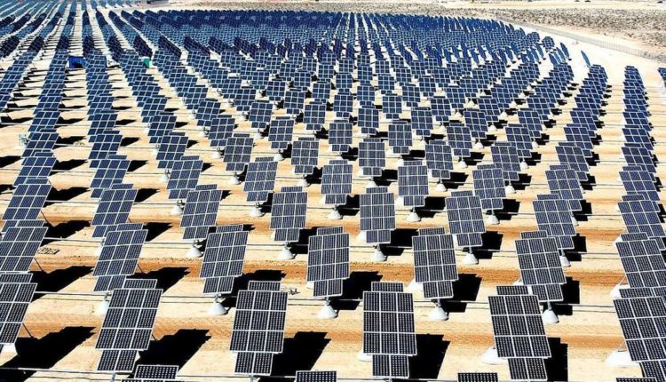 Disruption Solarenergie Park Wüste Technologien Innovationen Tony Seba