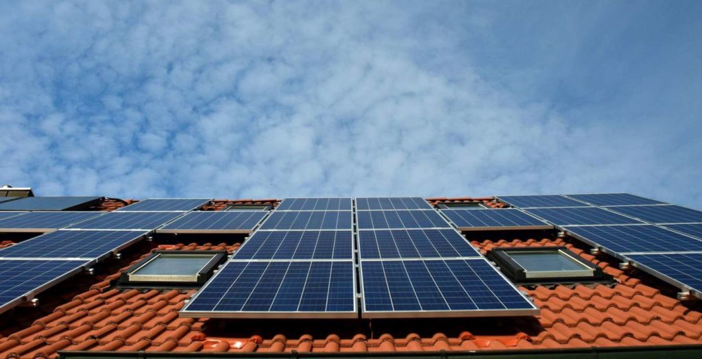 Solarstrom vom Dach: Eigenverbrauch lukrativ