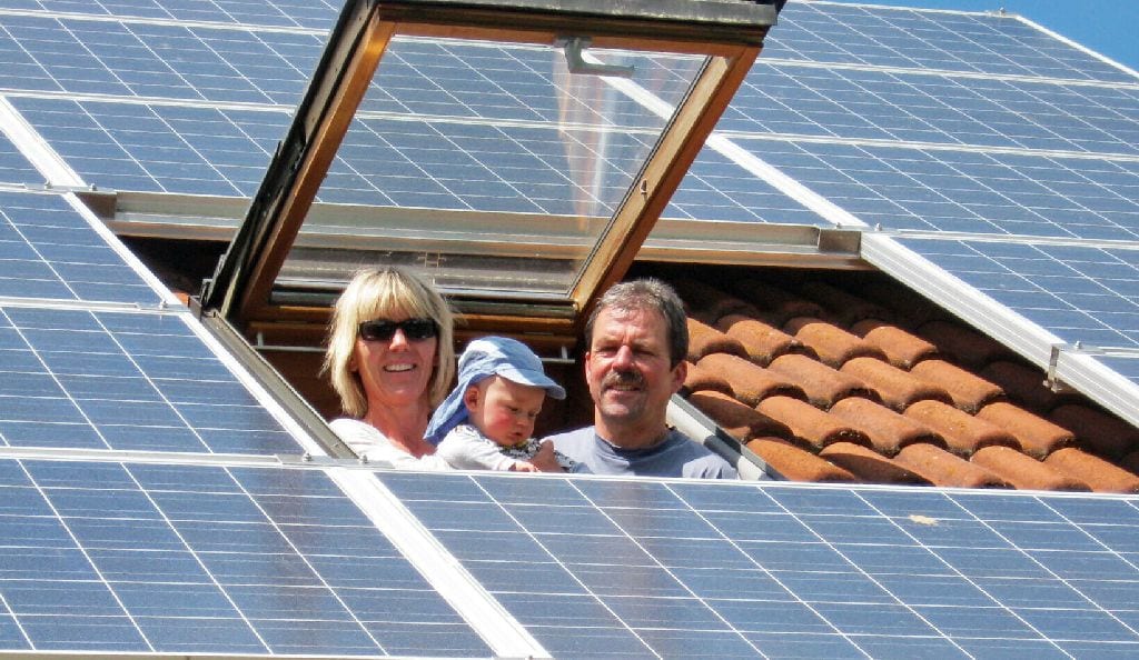Solarstrom Dach Solardeckel