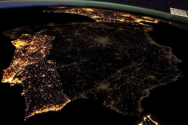 Massiver Stromausfall in Spanien und Portugal: Ein Land in der Dunkelheit 15 Symbolfoto: Stromausfall in Spanien