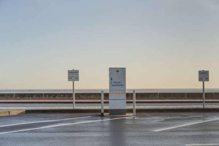 Stromtankstelle Verbrenner-Freunde