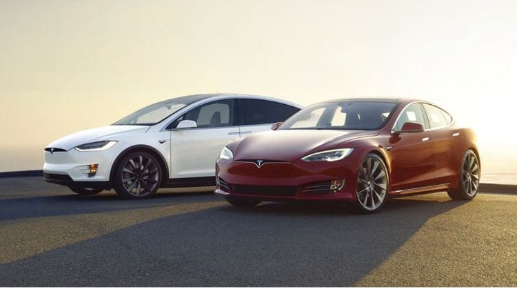Elektromobilität: Tesla macht das Laden an den Superchargern