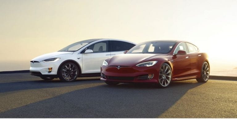 Supercharger-Turnaround Tesla Model S