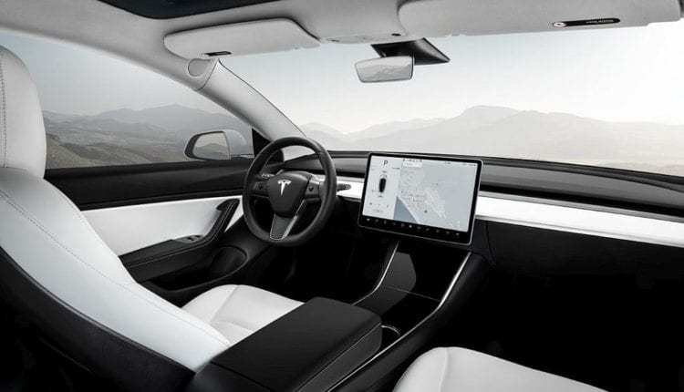 Tesla Rekord Model 3