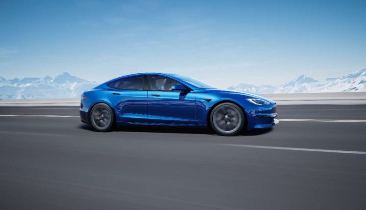 Tesla Model S - blau