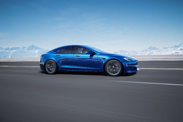 Tesla Model S - blau