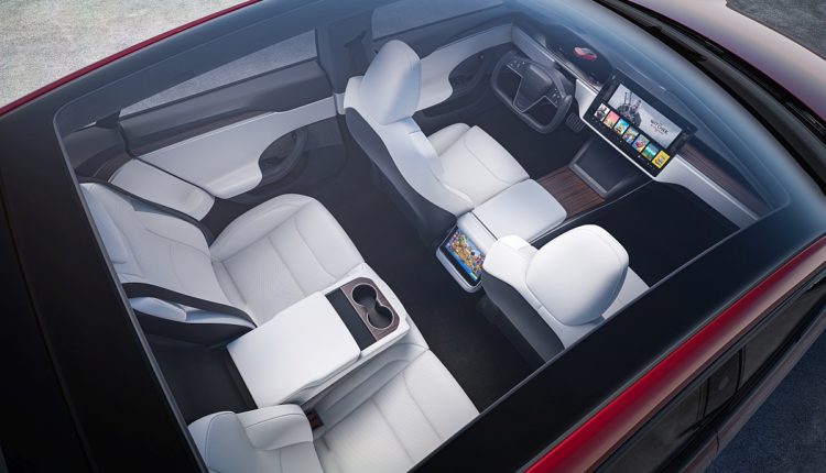 Tesla Model S Plaid Rot Interieur