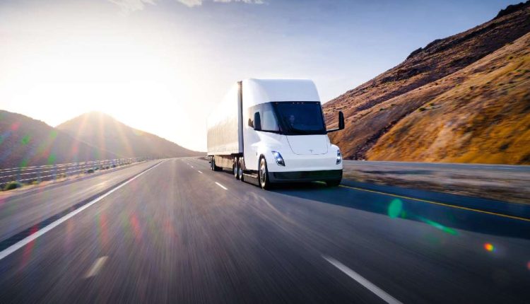 Tesla Semi Reichweite 500 Meilen Schwerlast-LKW