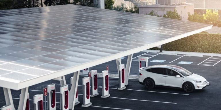 Superchargerstation V3 Tesla