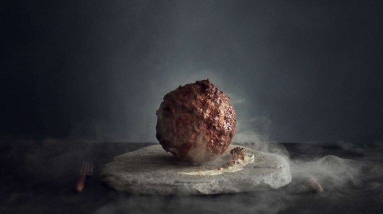Mammut-Fleisch The Mammoth Meatball