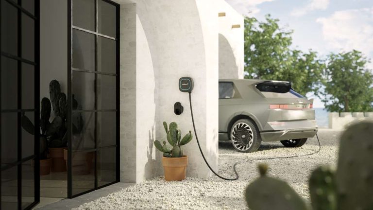 Wallbox Chargers Enphase Förderung der Eigenstromversorgung