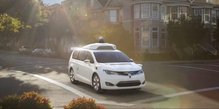 Chrysler's Mini-Vans sollen autonome Flotte von Waymo bilden