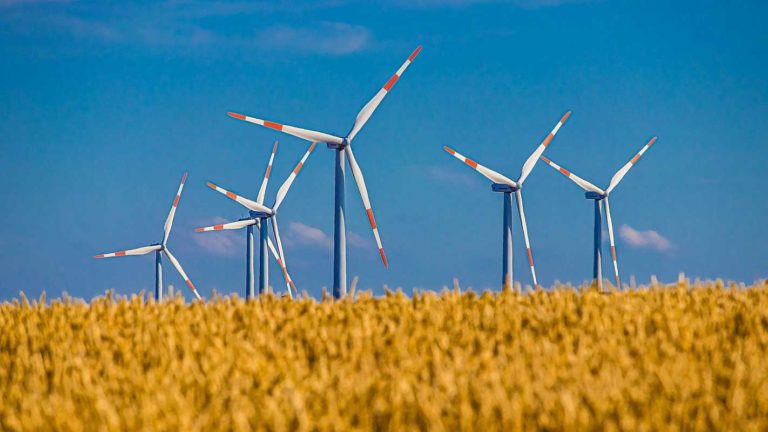 Repowering: Energiewende braucht lediglich 35.000 Binnenstandorte für Windenergieanlagen 13 Windenergie Repowering Energiewende