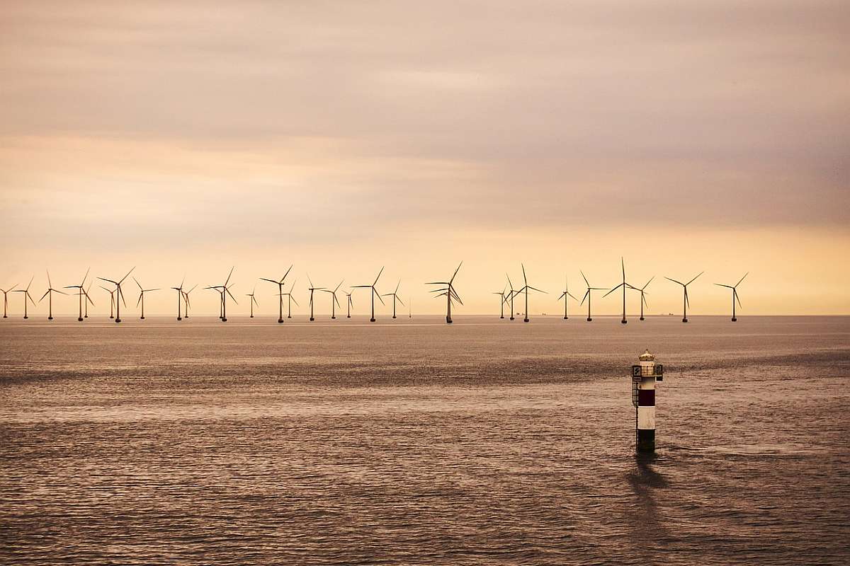 Windkraftturbinen im Meer - Windkraft-Boom